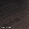 スモーキーブラウン色