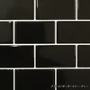 ブラック