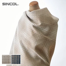 シンコール「エクサルバ」。スタンダードで使いやすいチェック柄。ポリエステル100%の137cm巾で、幅広い用途に対応する椅子張り生地