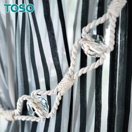 TOSO「タッセルKC65」。組み紐のような繊細なデザインが魅力。和モダンやナチュラルな空間に合う1本入りタッセル