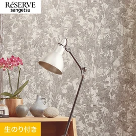 単色でまとめたリーフ柄で、ラメの輝きが美しく高級感のある壁紙です