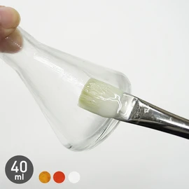 ガラスに直接塗れる透明感のある水性ペイント