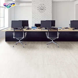 オフィスや店舗、各種施設で幅広く利用できる、ワックスメンテナンス不要の高意匠置敷きビニル床タイル