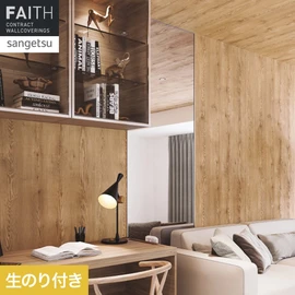 節やひび割れを残したアンティークパインの表情豊かさがリアルな壁紙です。柱、梁、天井などさまざまな場所におすすめです