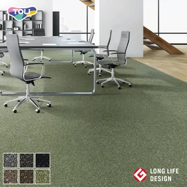 草原の輝きをイメージした無地柄。大粒ループに光沢のあるドットが織り込まれた材質感が特長